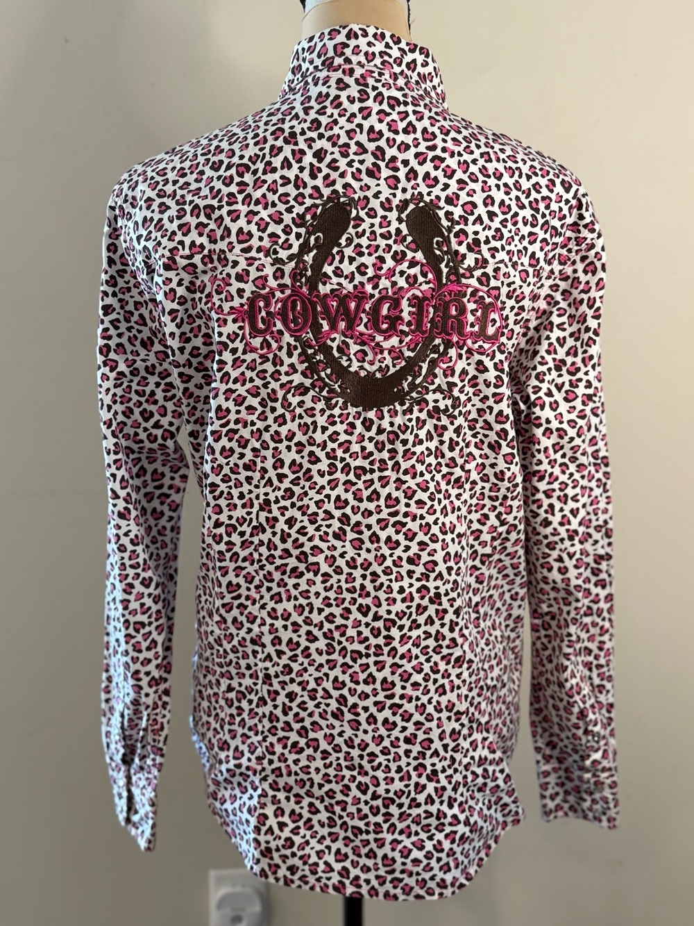 Cowgirl Hardware snap up top pink black leopard rhinestone embroidered SZ LG